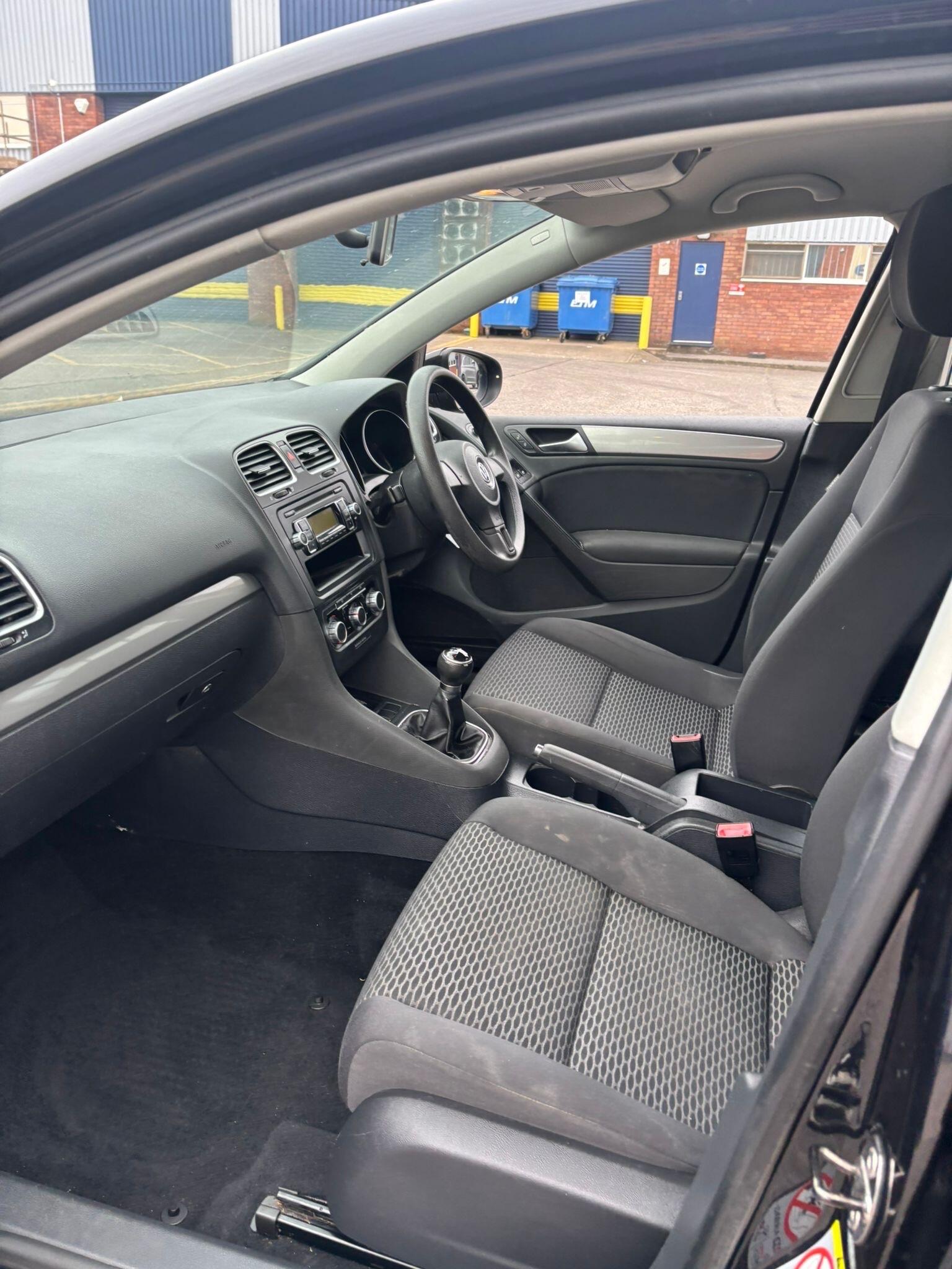 Volkswagen Golf view 59