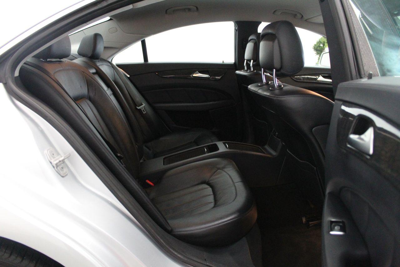 Mercedes-Benz CLS view 56