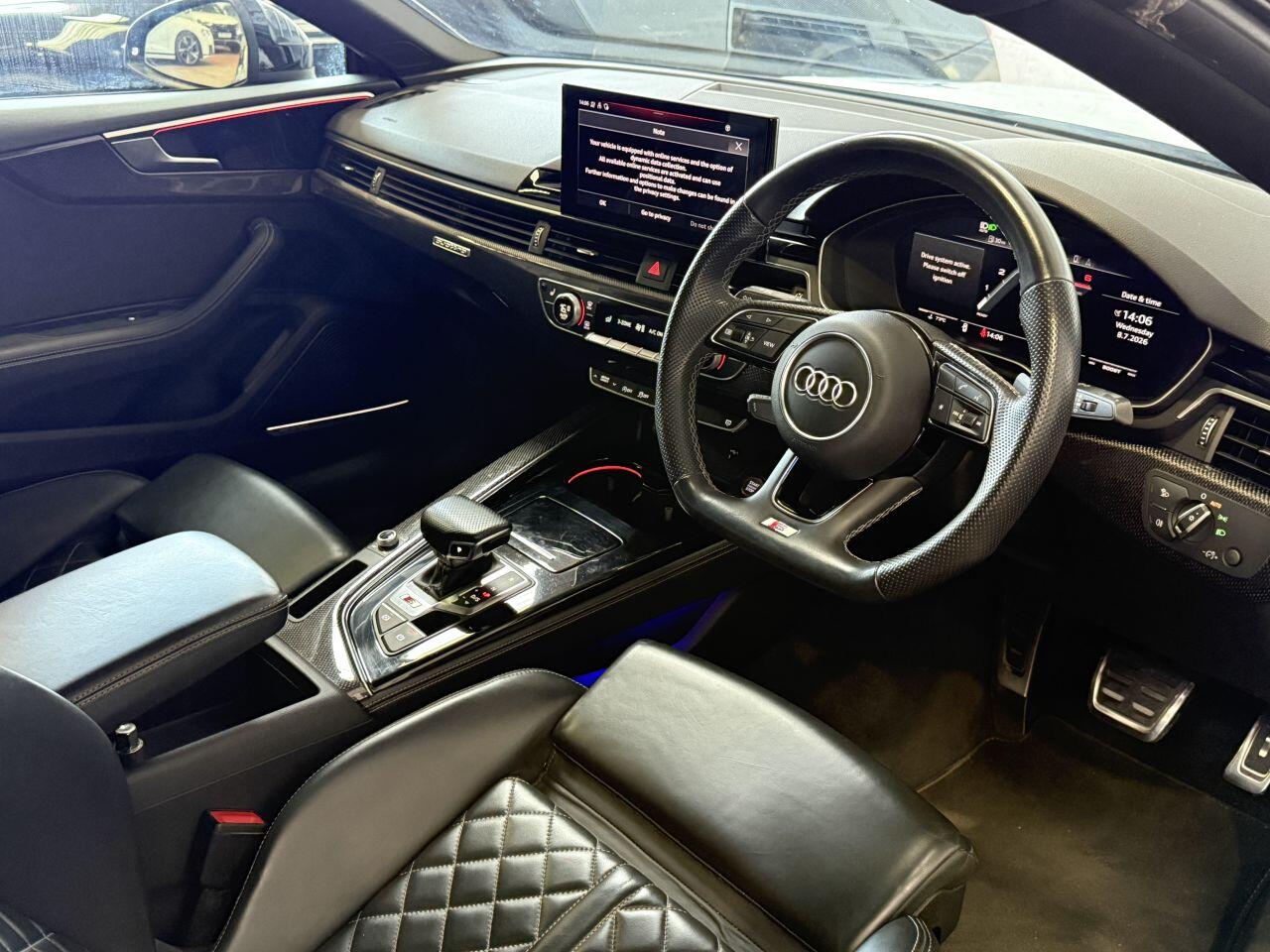 Audi S5 view 33