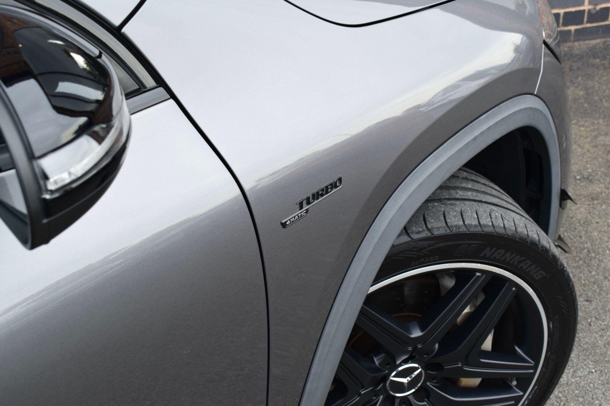 Mercedes-Benz GLA view 46