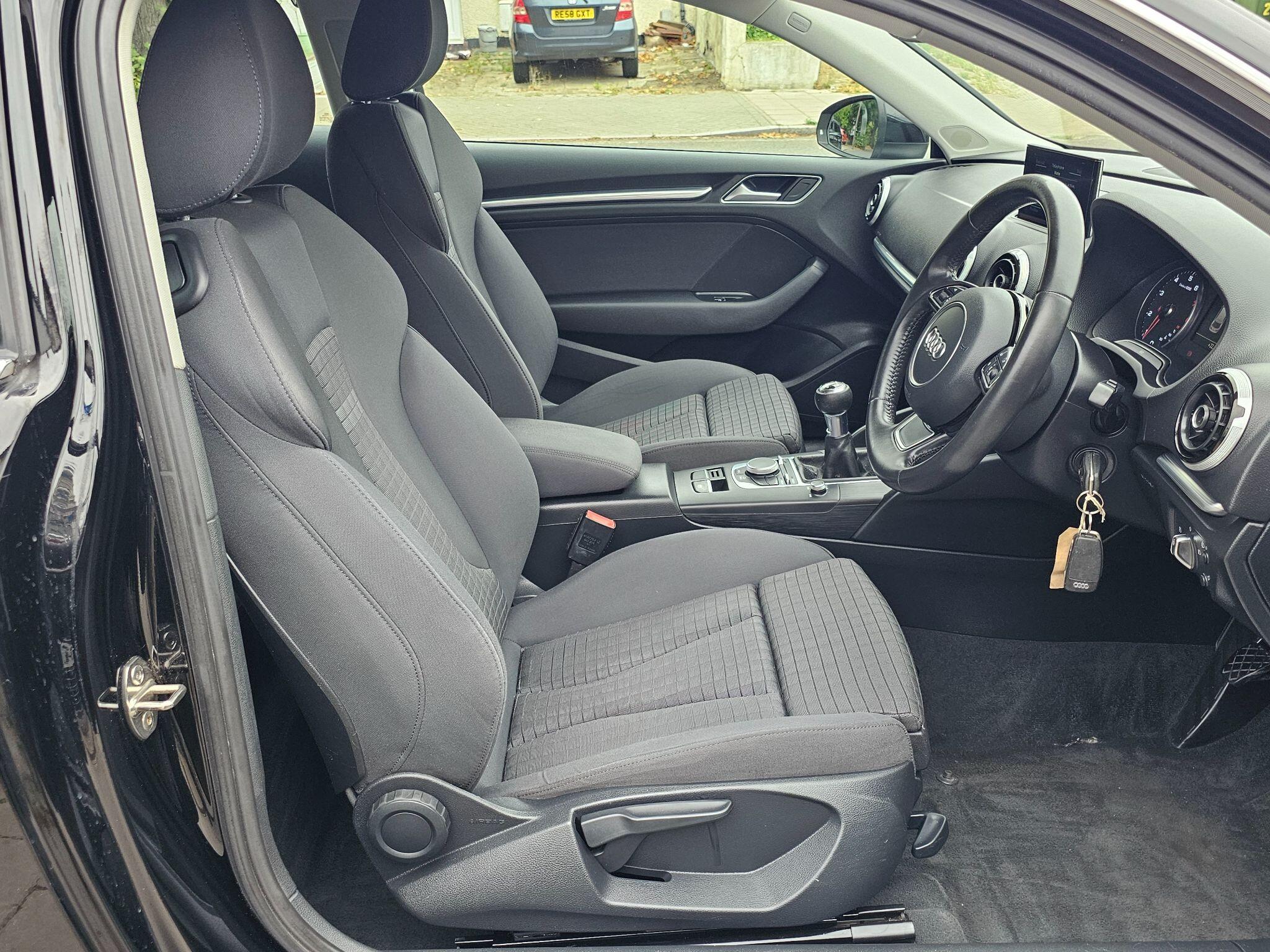 Audi A3 view 34