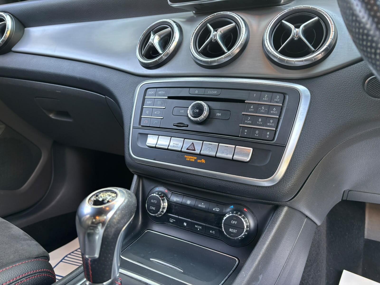 Mercedes-Benz Cla view 29