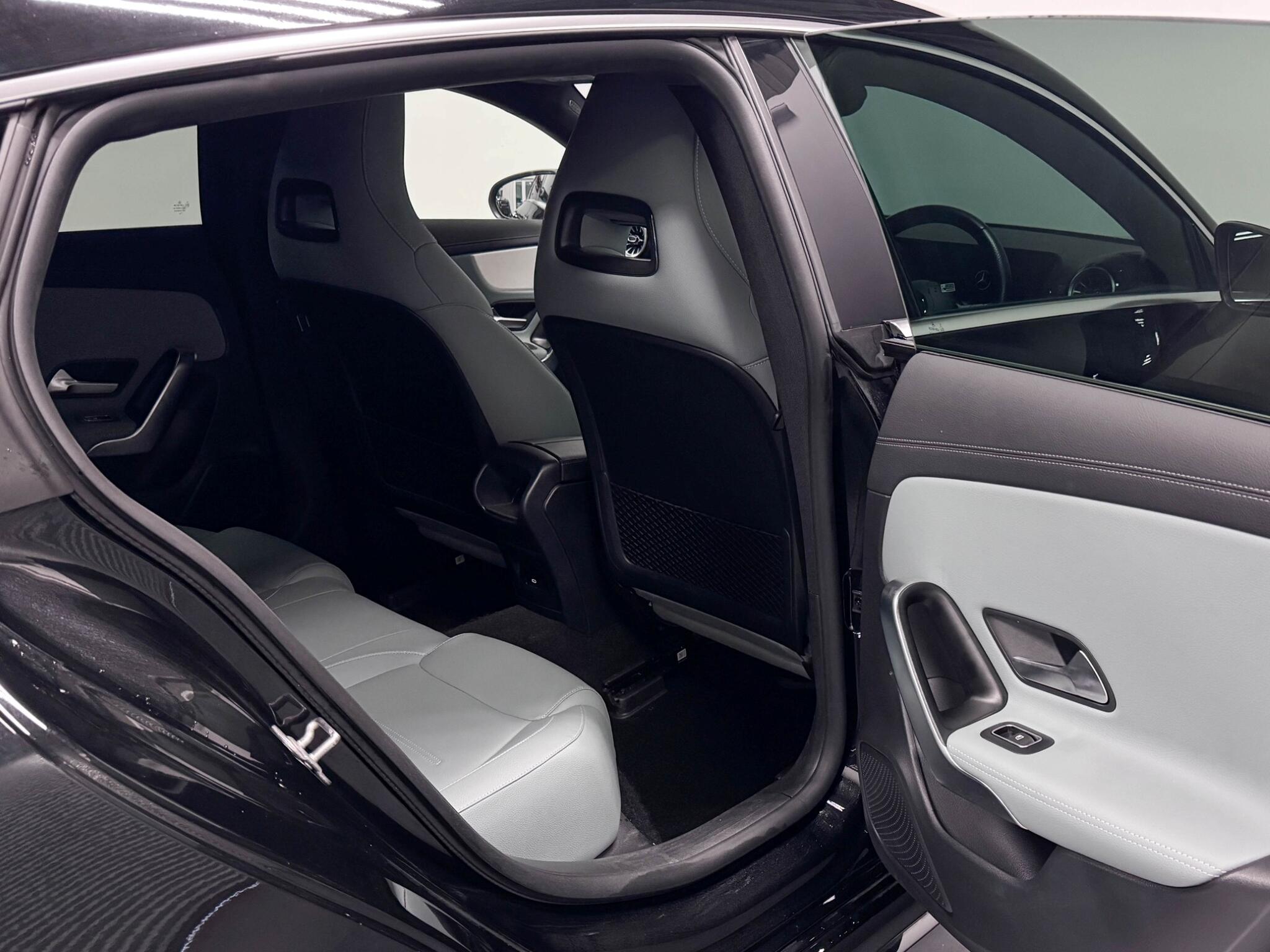 Mercedes-Benz Cla view 27