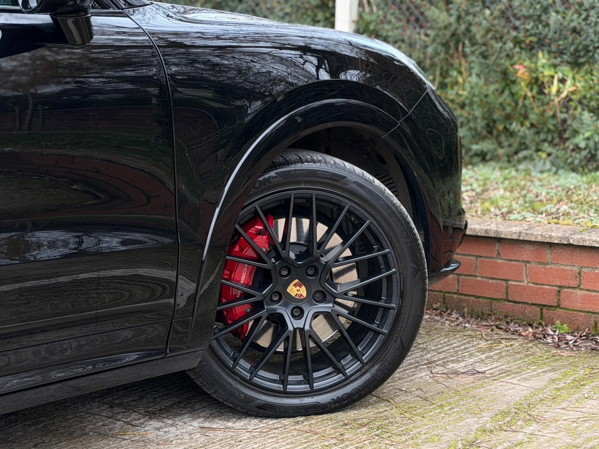 Porsche Cayenne view 46