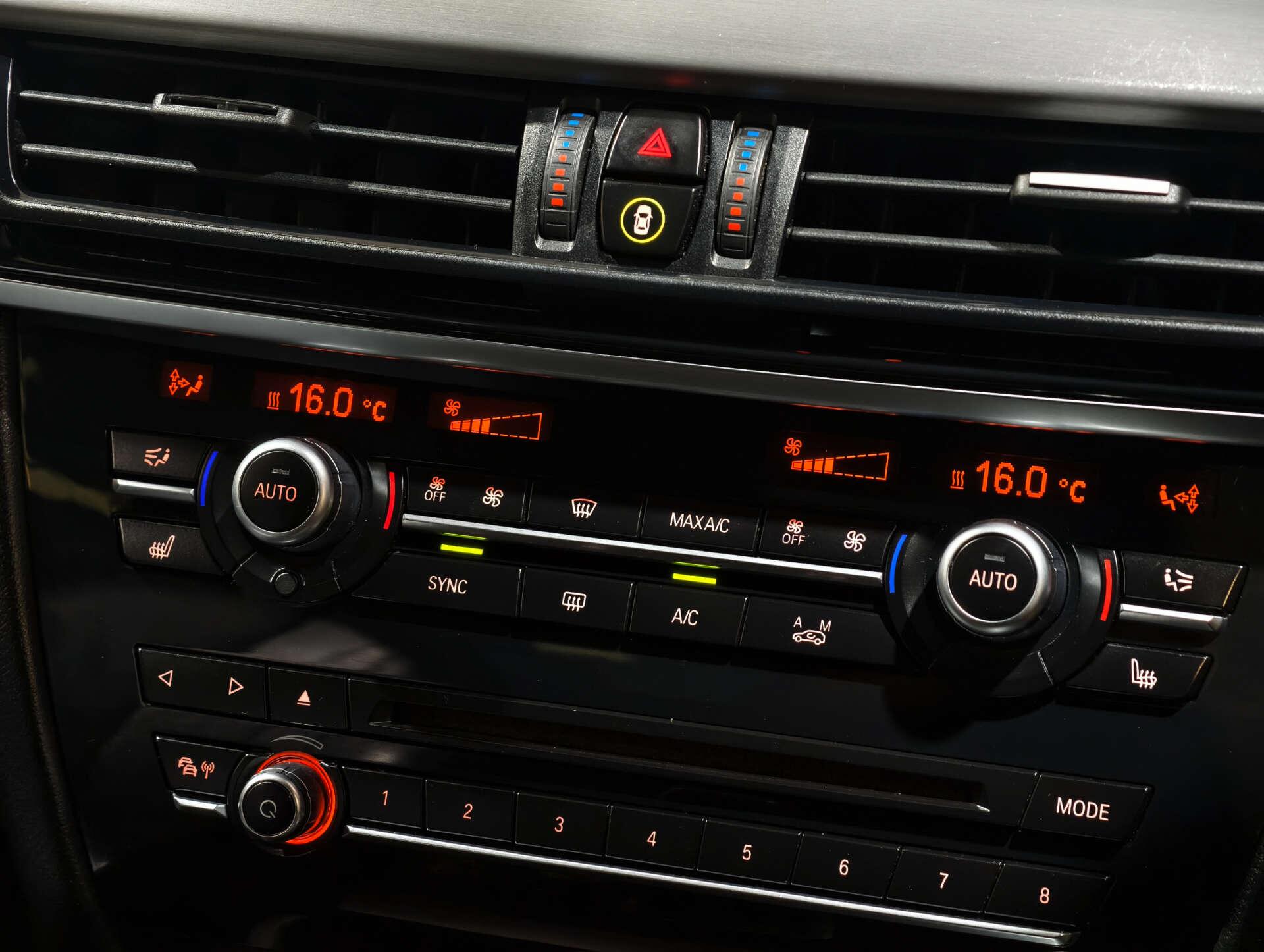 BMW X6 view 36