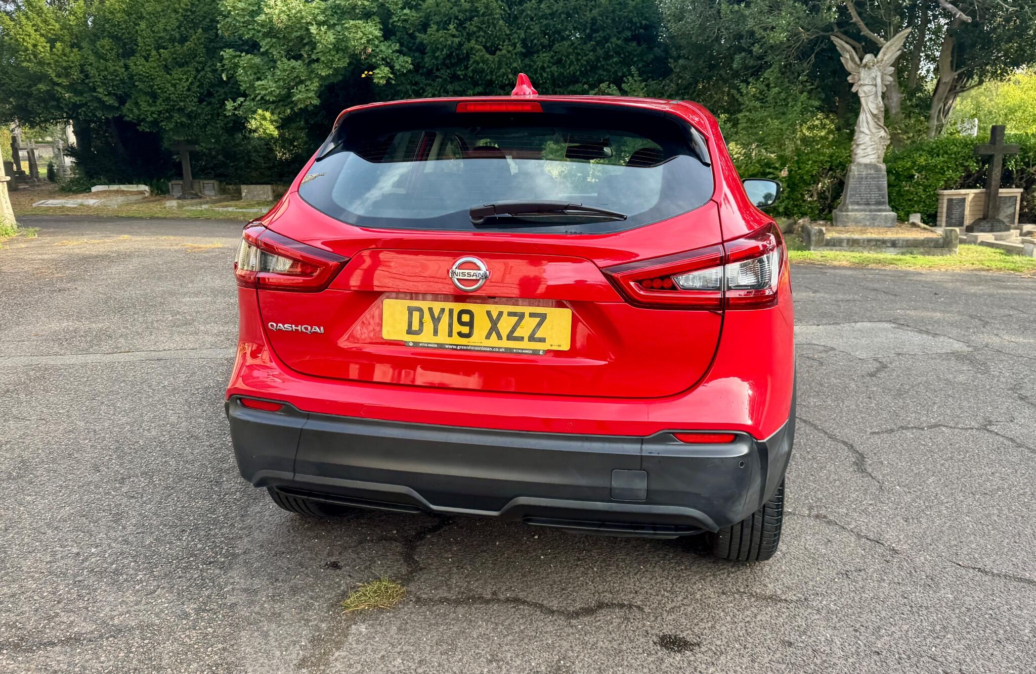 Nissan Qashqai view 17