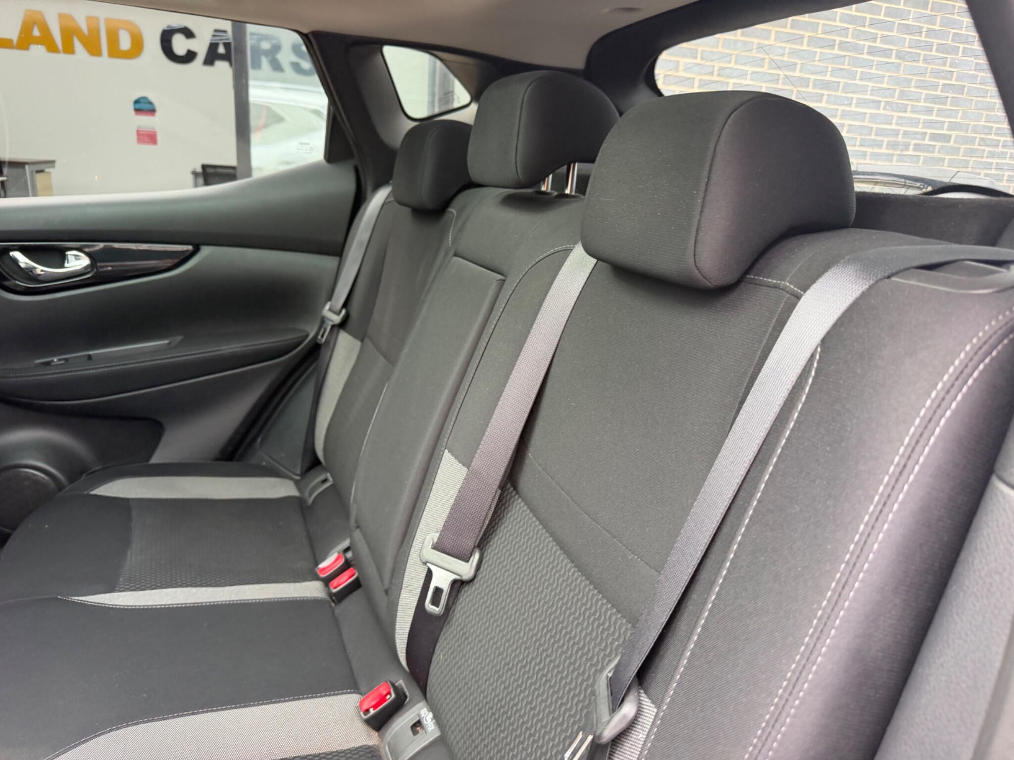 Nissan Qashqai view 28