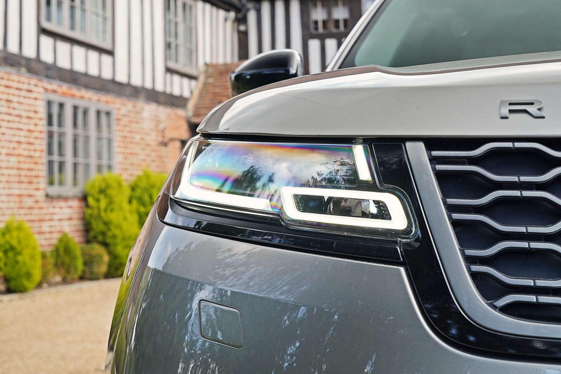 Land Rover Range Rover Velar view 10
