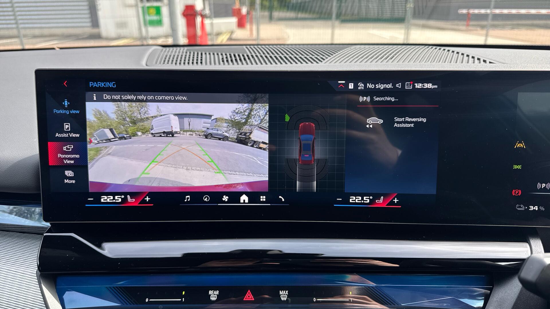 BMW i5 view 29