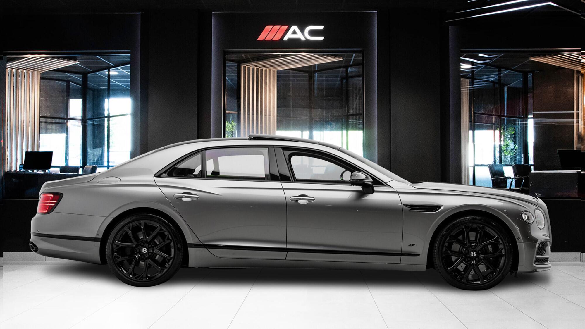 Bentley Flying Spur view 4