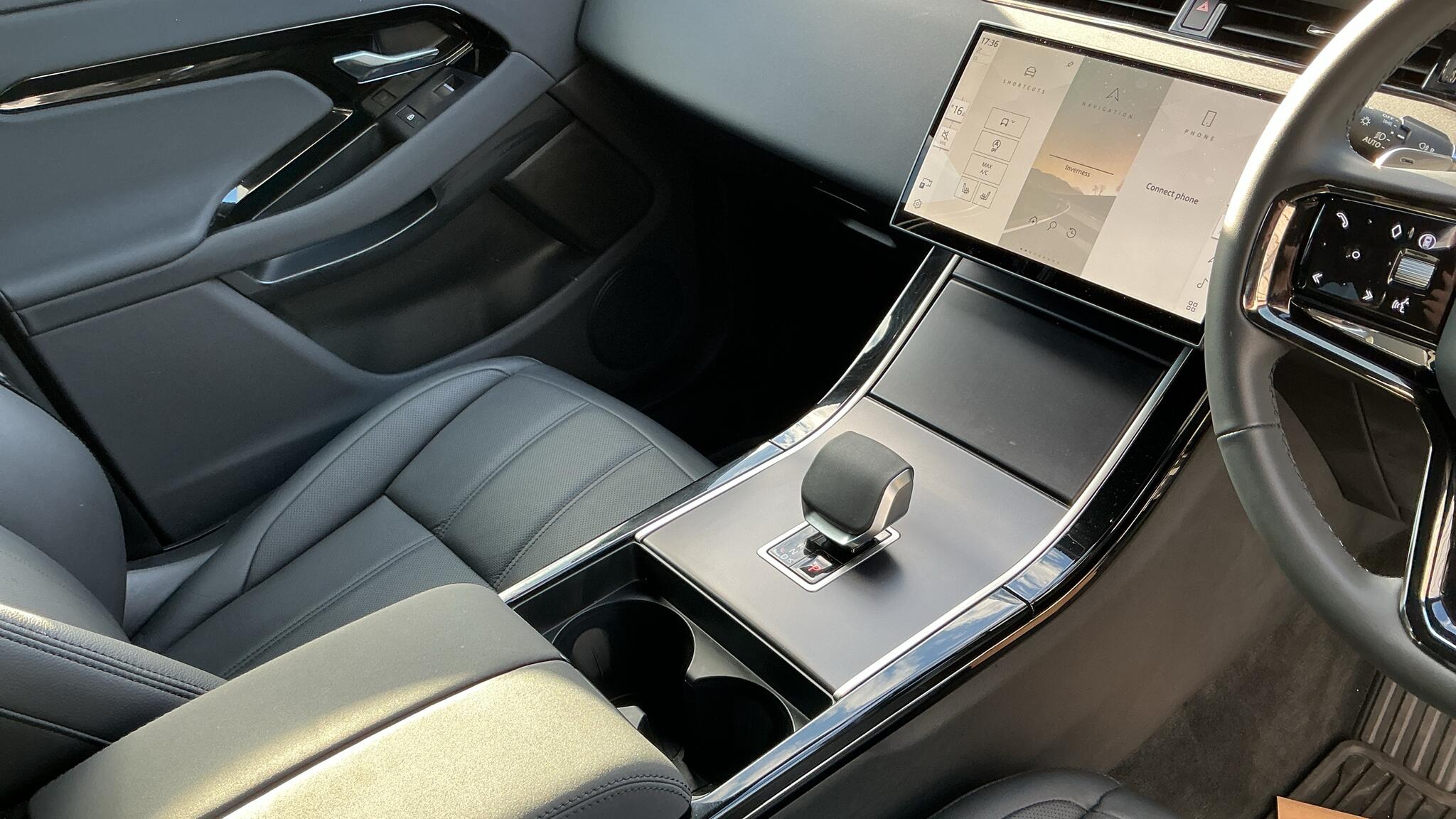 Land Rover Range Rover Evoque view 13