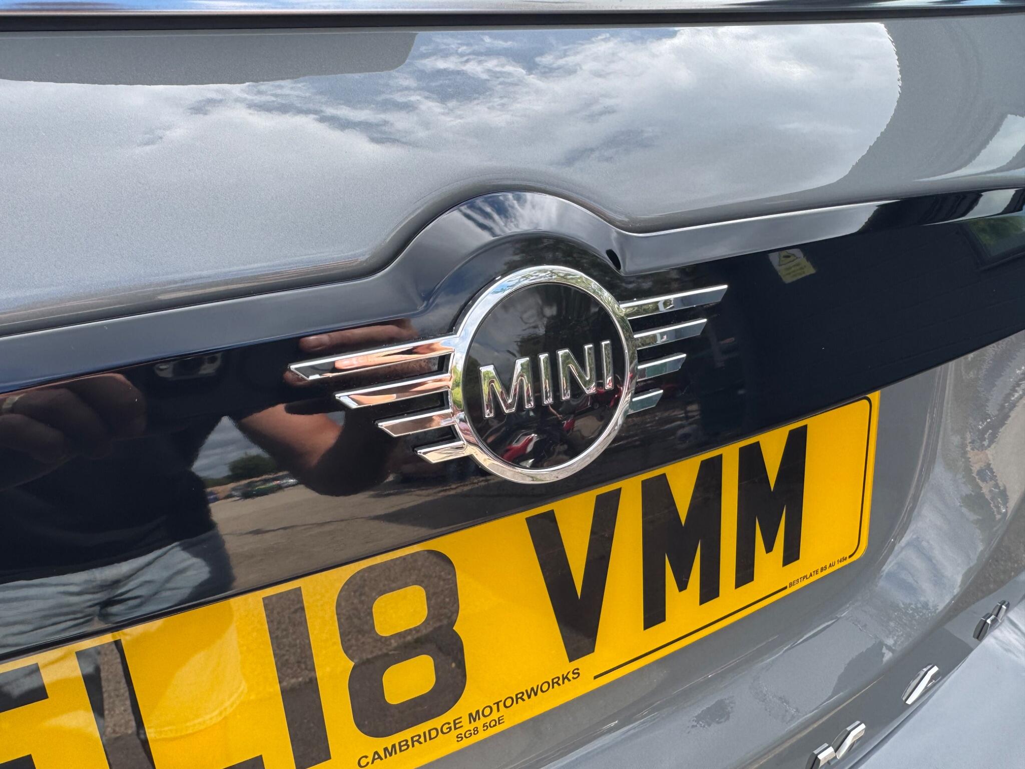 Mini Countryman view 50