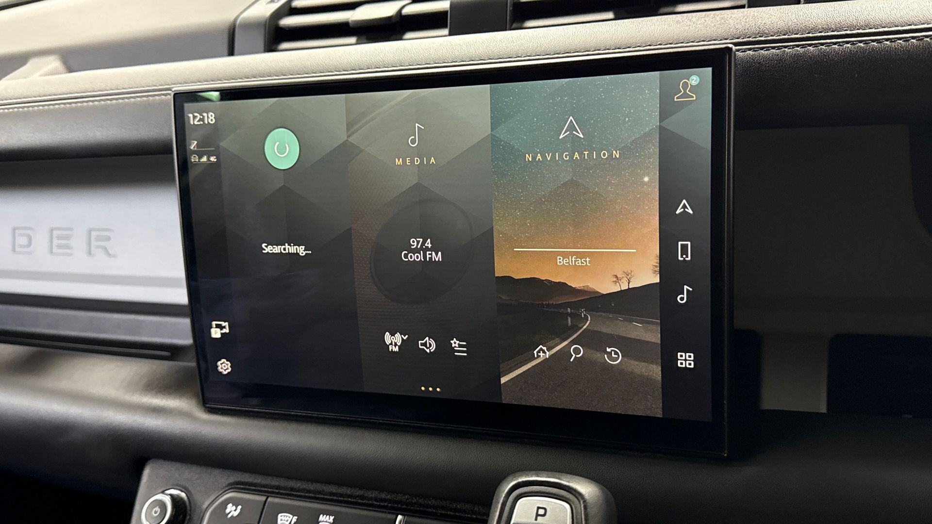 Land Rover Defender view 11