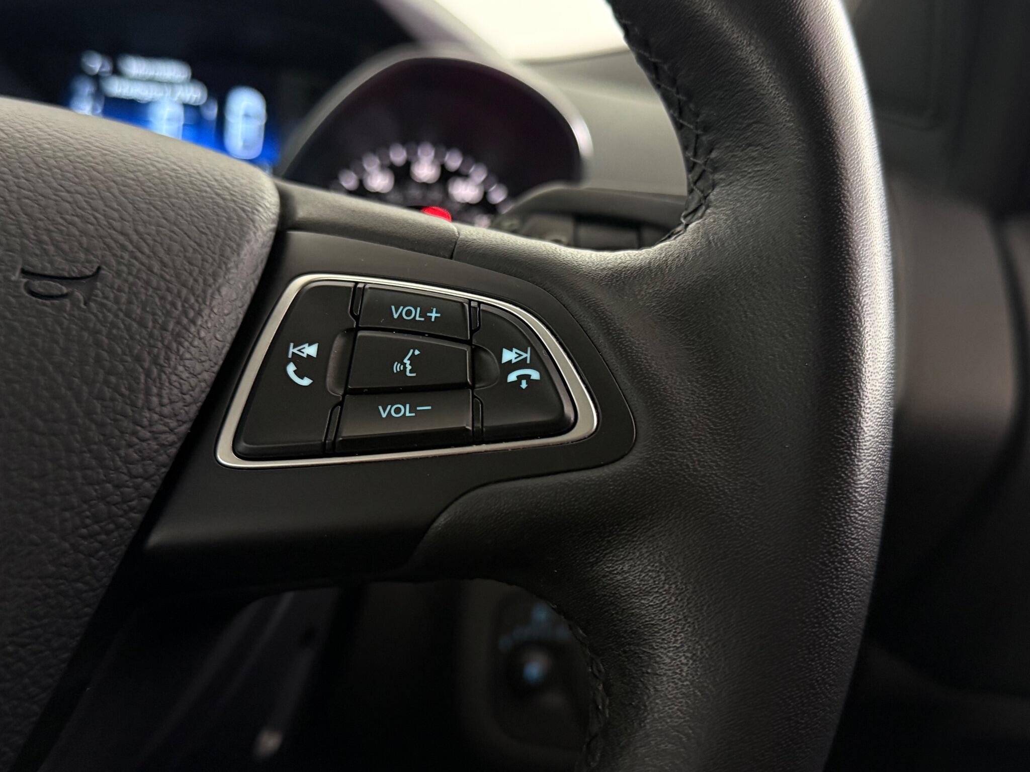 Ford Kuga view 20