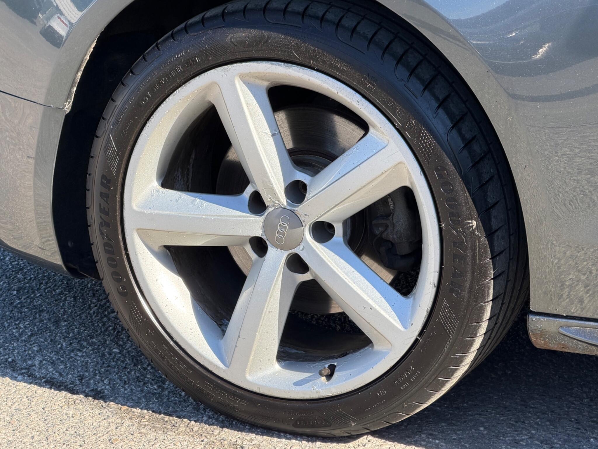 Audi A5 view 45