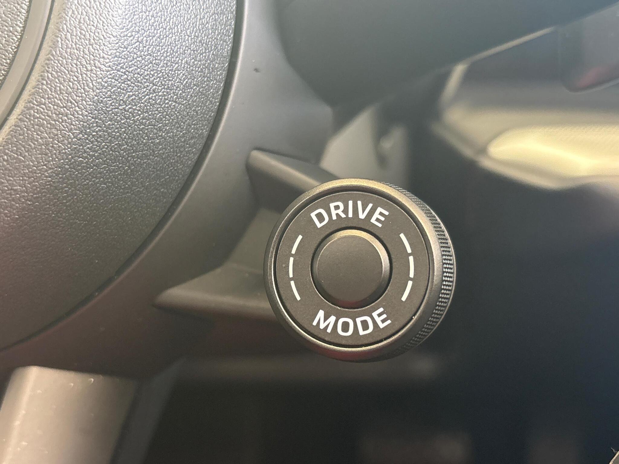 Porsche Cayenne view 40