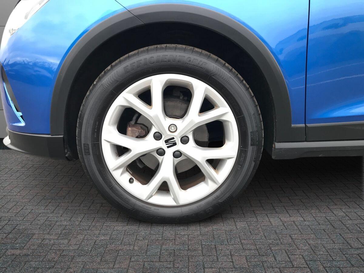 SEAT Arona view 12