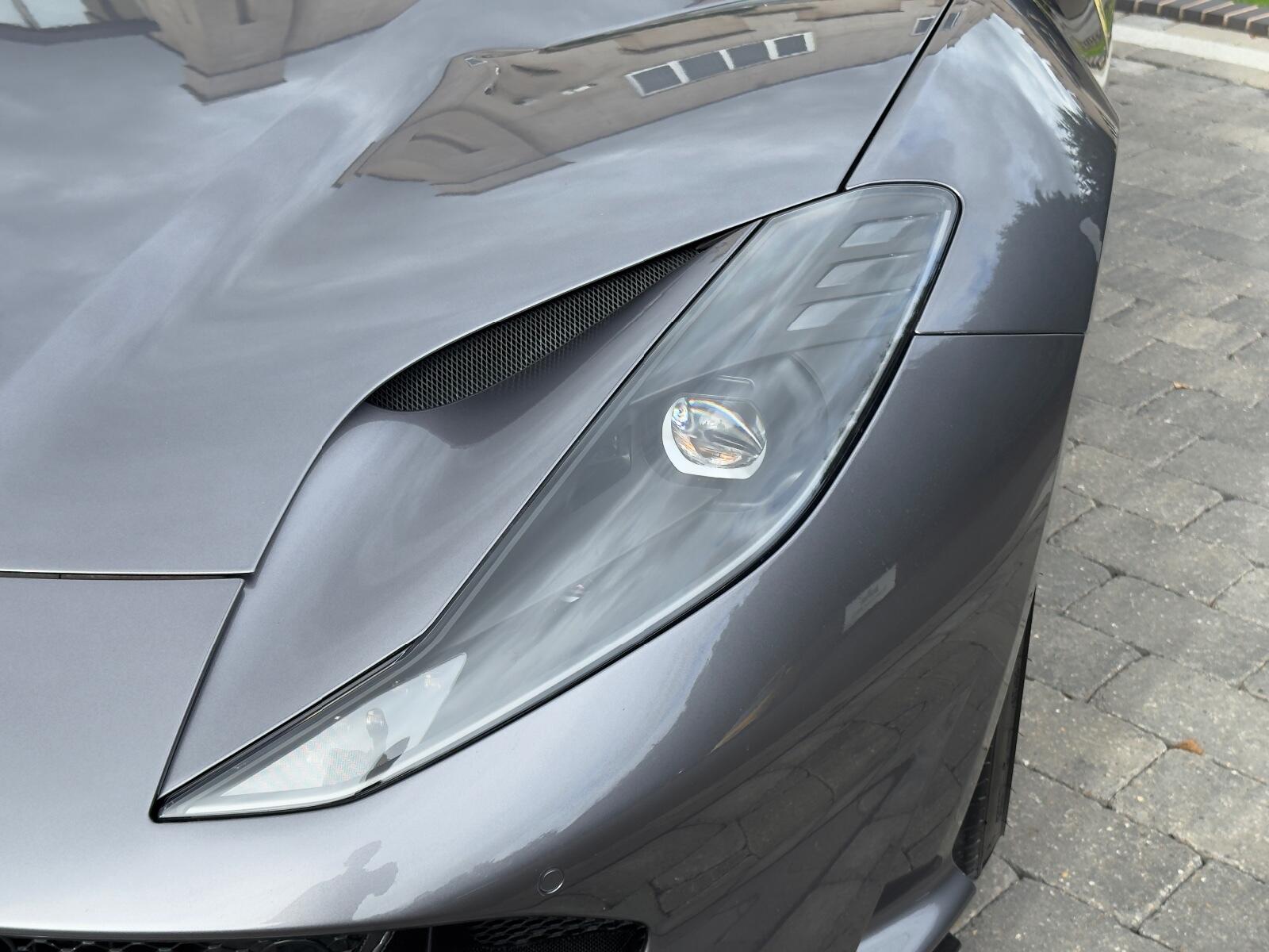 Ferrari 812 GTS view 19