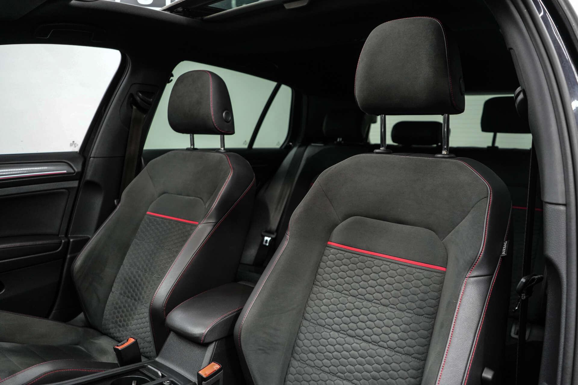 Volkswagen Golf view 11