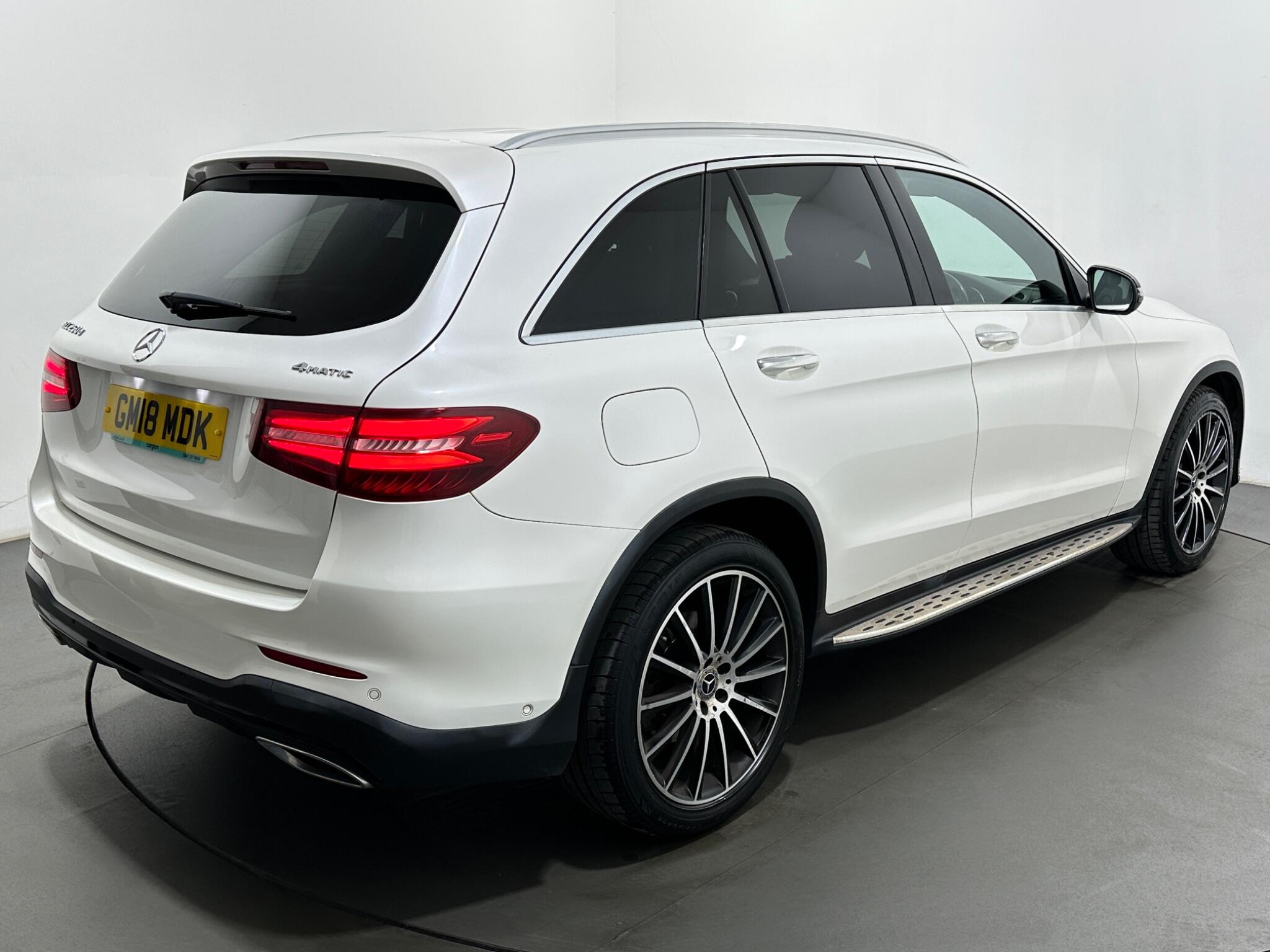 Mercedes-Benz GLC view 52