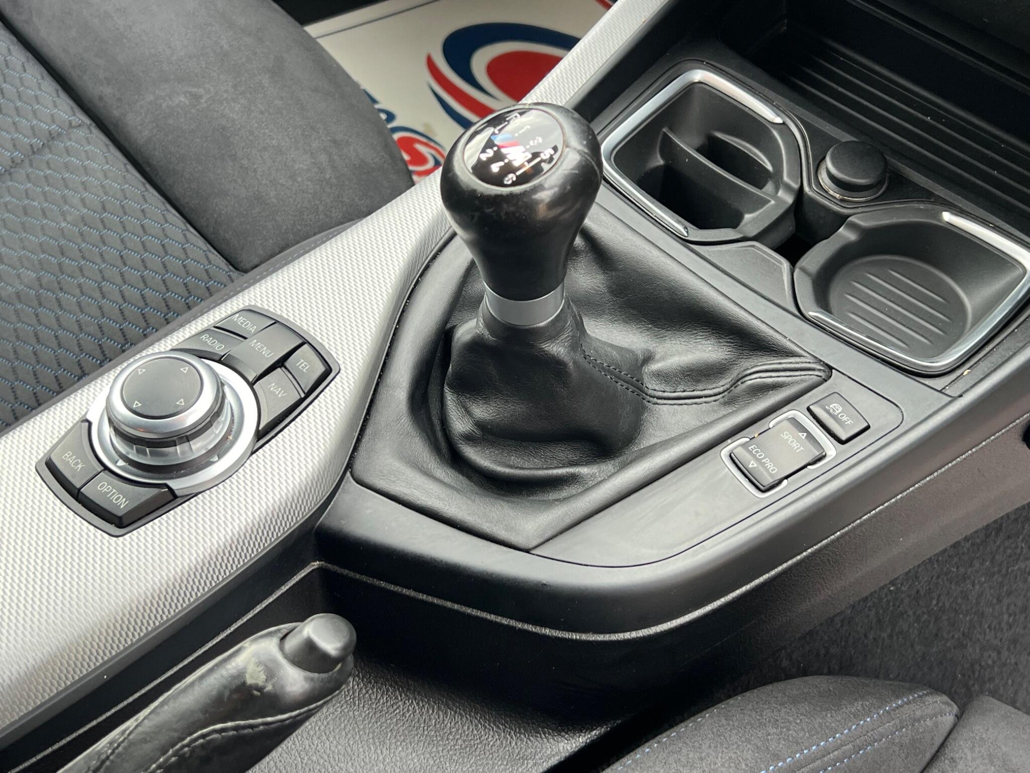 BMW 1 Series view 15
