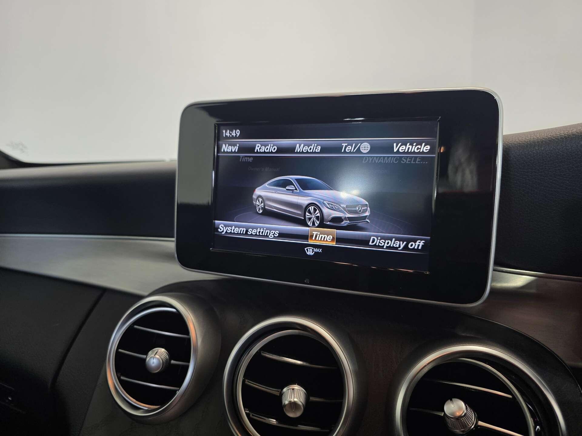 Mercedes-Benz C-Class view 34