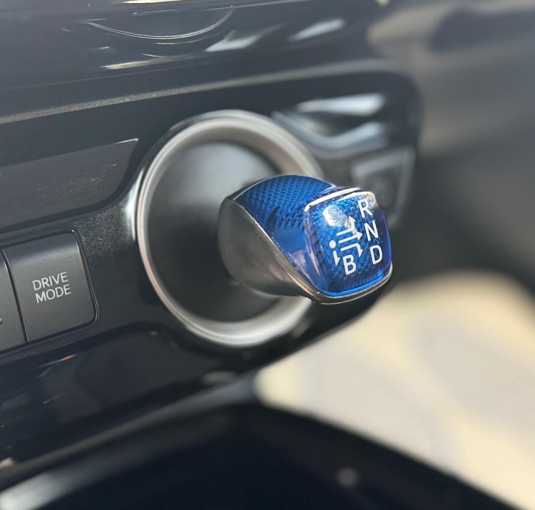 Toyota Prius view 16