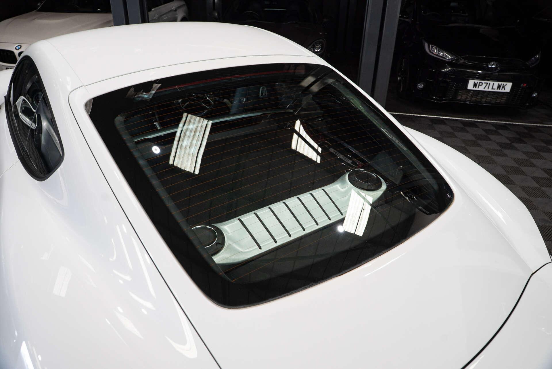 Porsche Cayman view 22