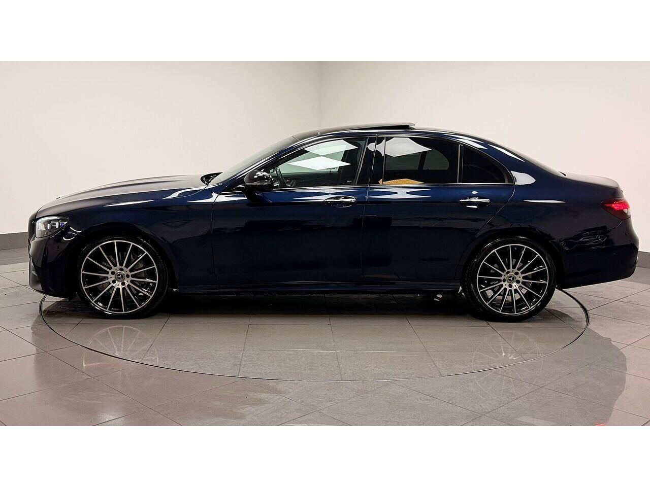 Mercedes-Benz E-Class view 4