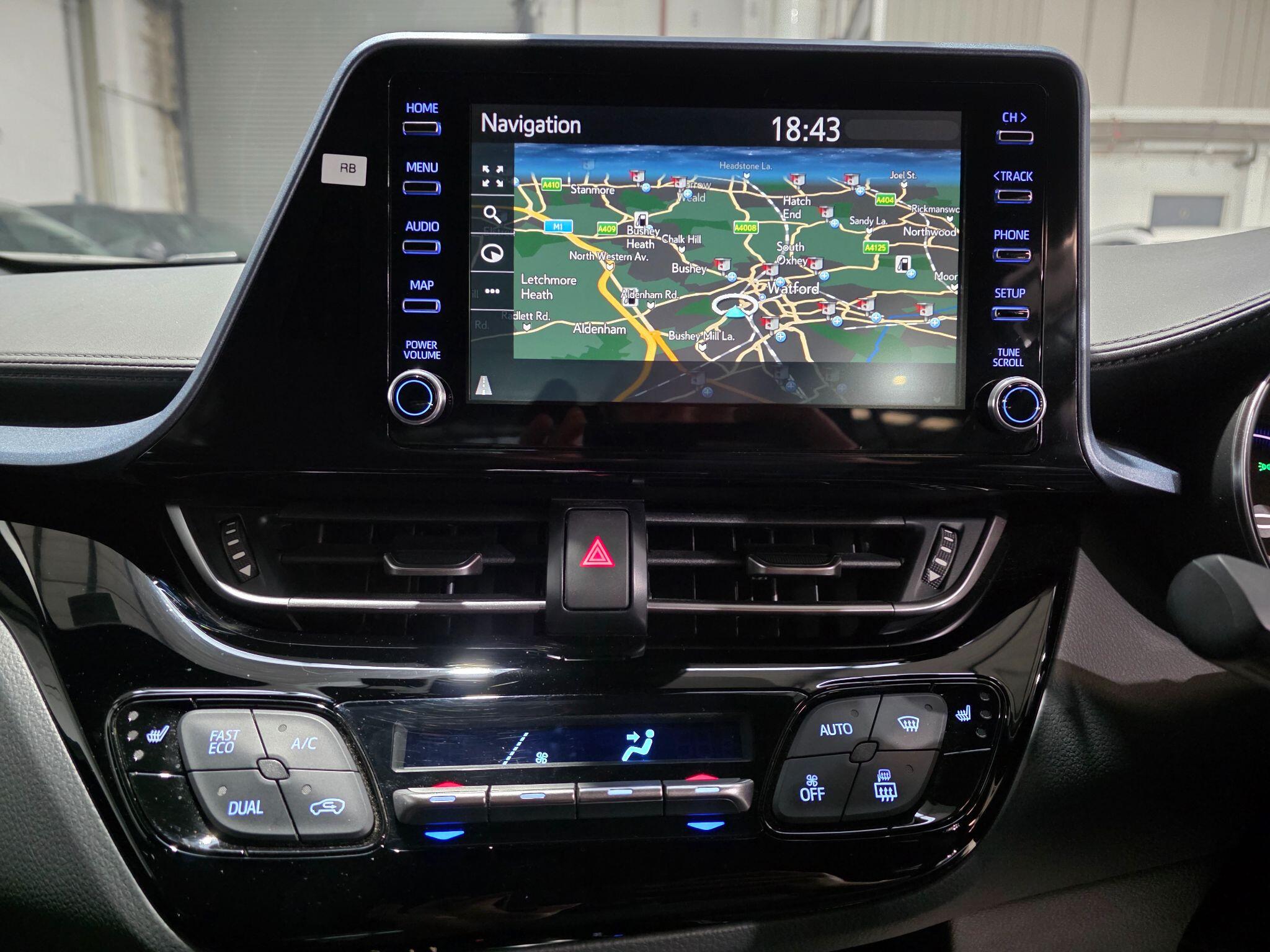 Toyota C-HR view 7