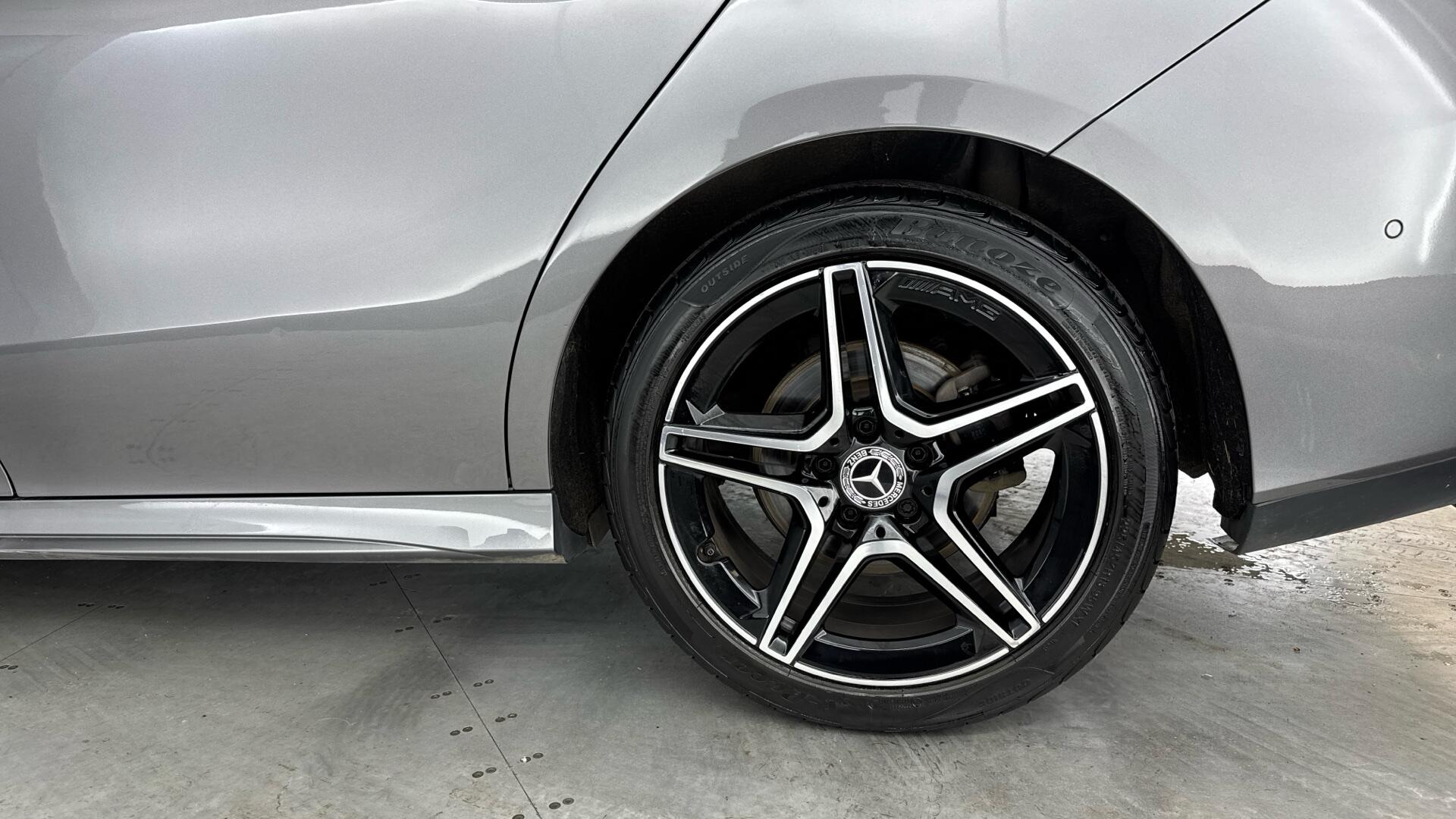 Mercedes-Benz Cla view 23