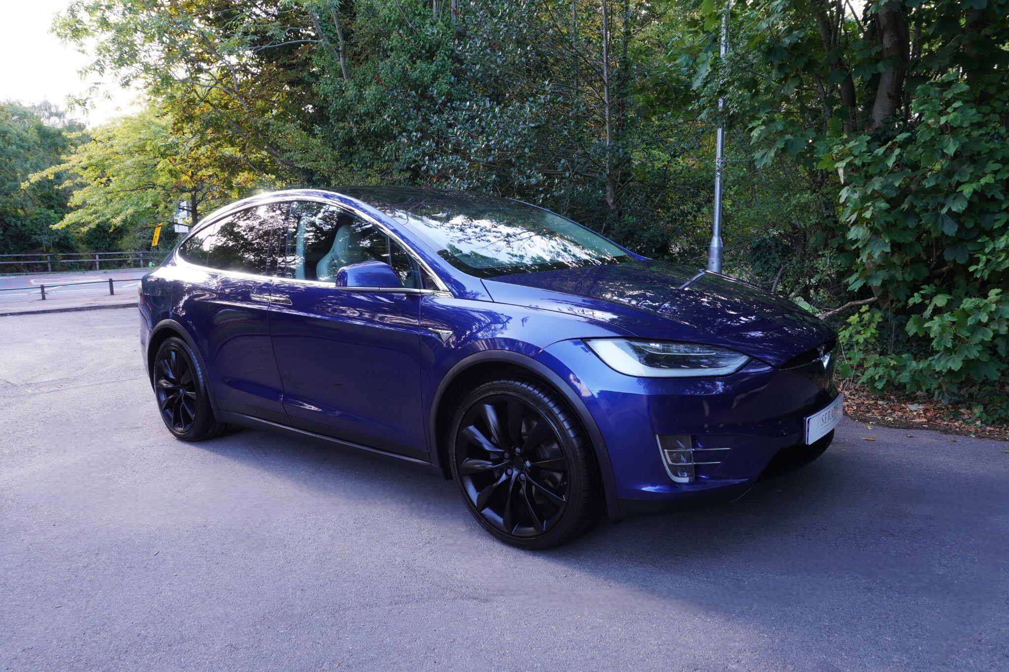 Tesla Model X view 12