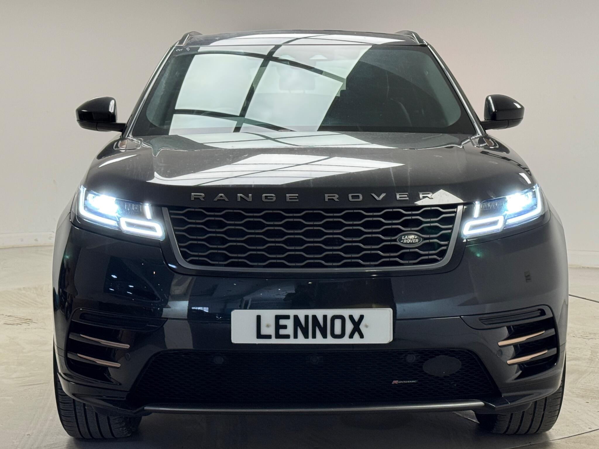 Land Rover Range Rover Velar view 2