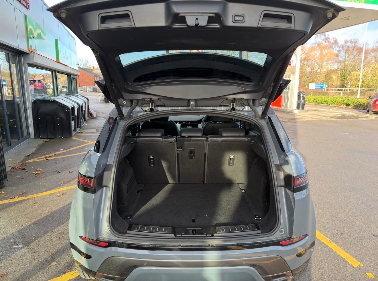 2019 Land Rover Range Rover Evoque 2.0 P250 MHEV First Edition Auto 4WD Euro 6 (s/s) 5dr • 59,100 miles image 37
