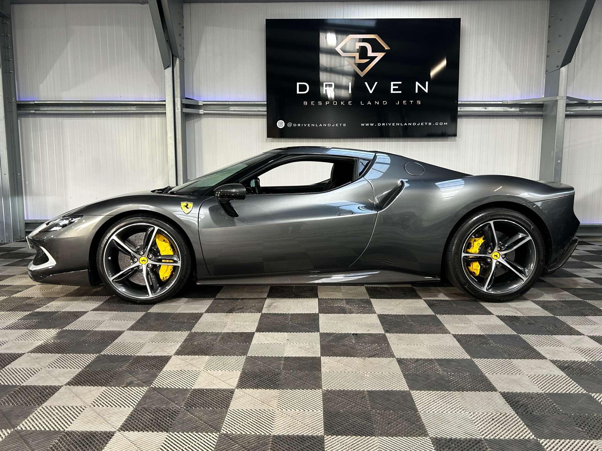 Ferrari 296 view 15