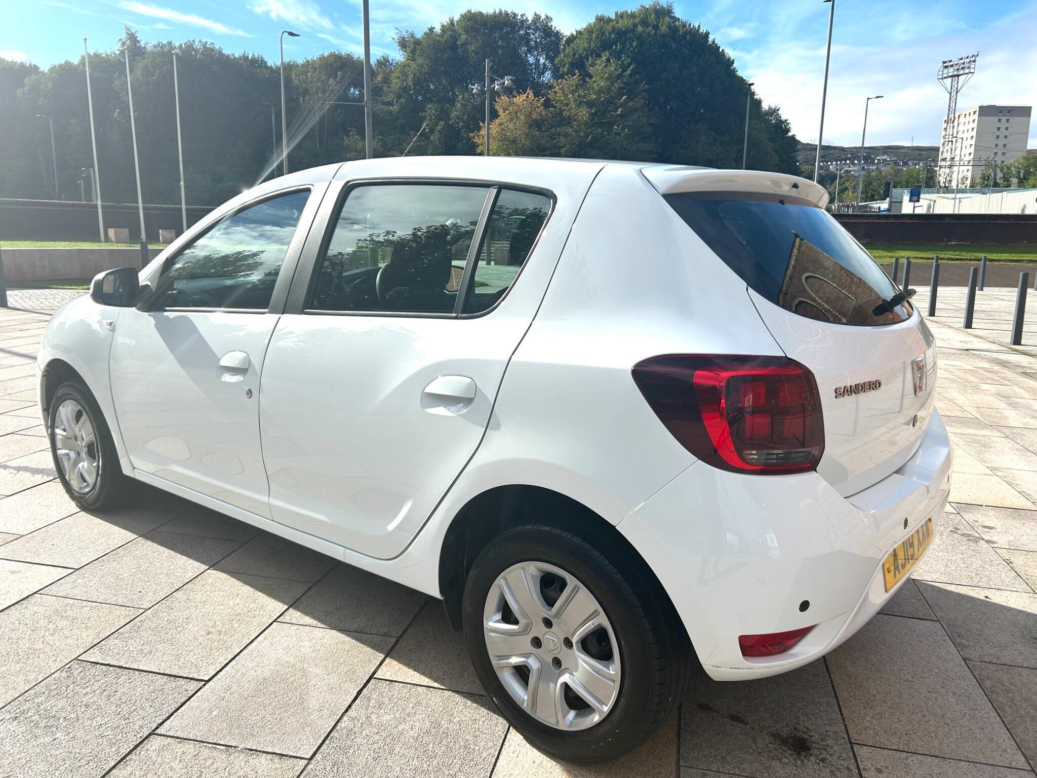 Dacia Sandero view 4