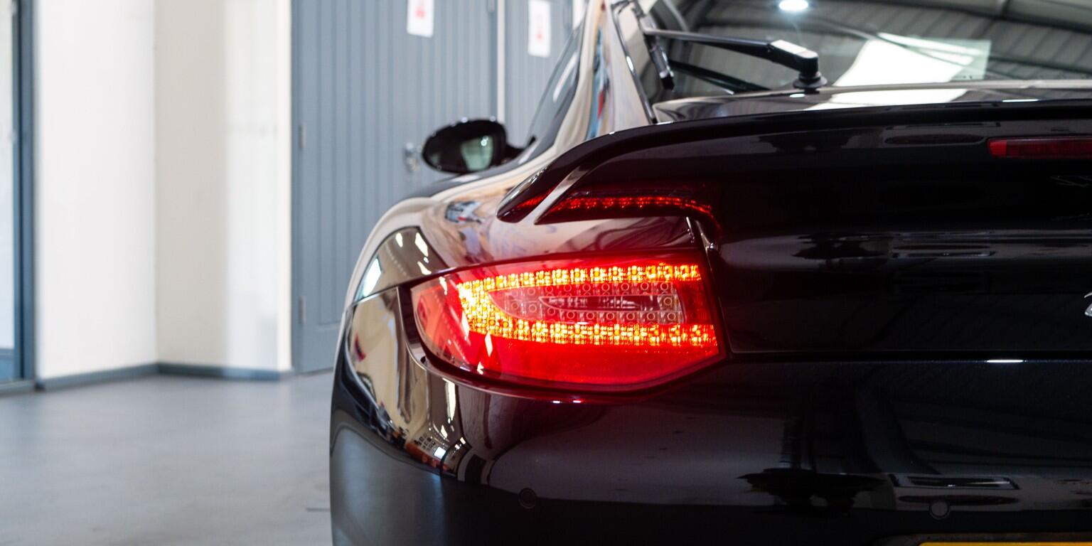 Porsche 911 view 51