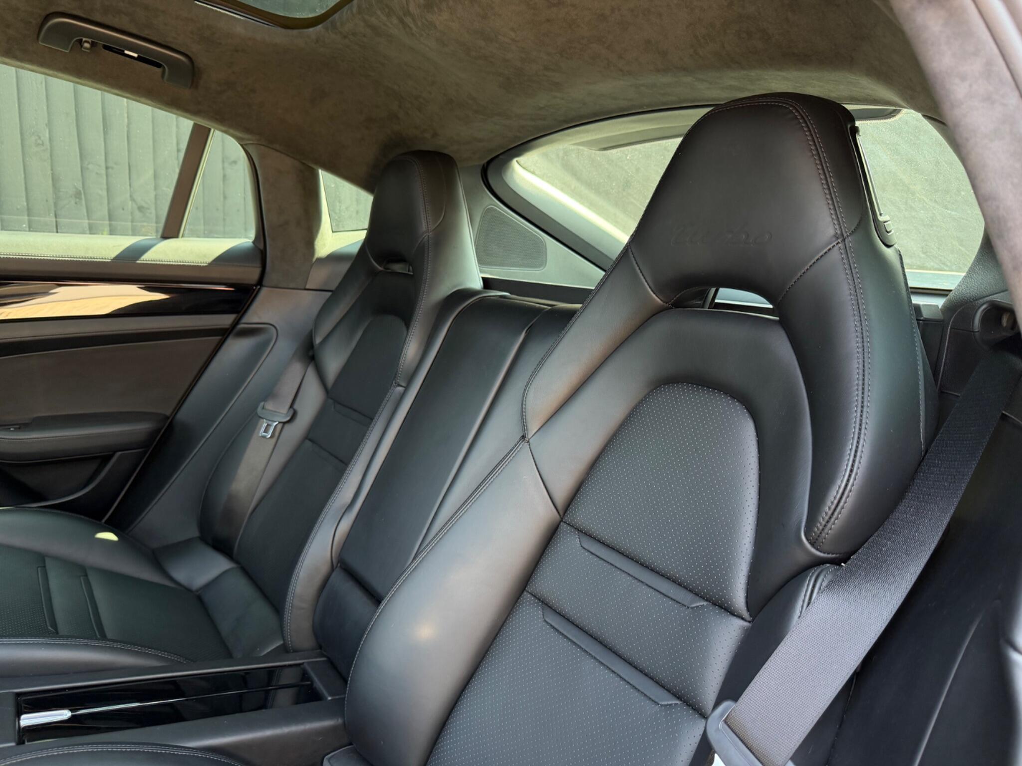 Porsche Panamera view 18