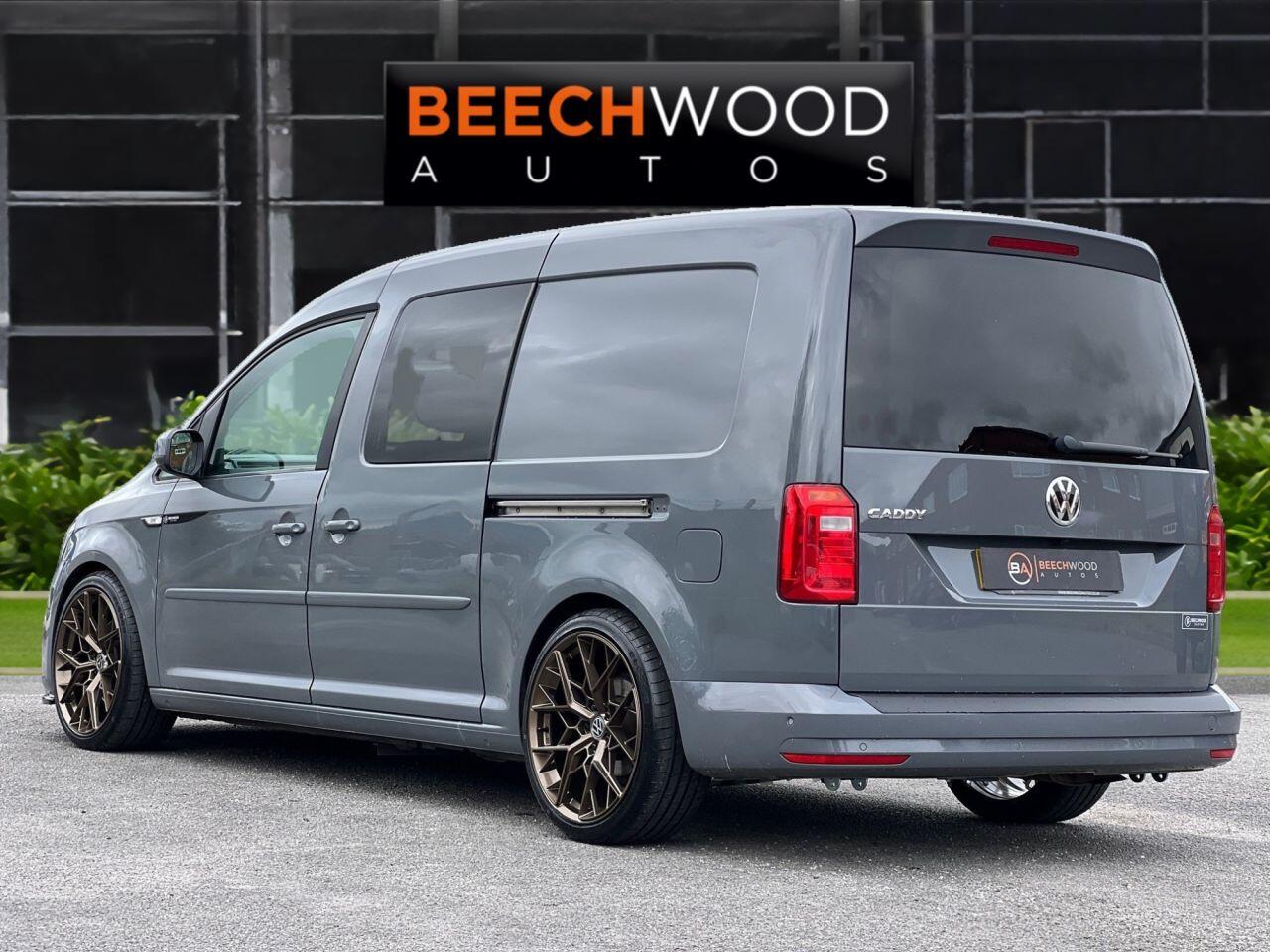 Volkswagen Caddy Maxi view 5