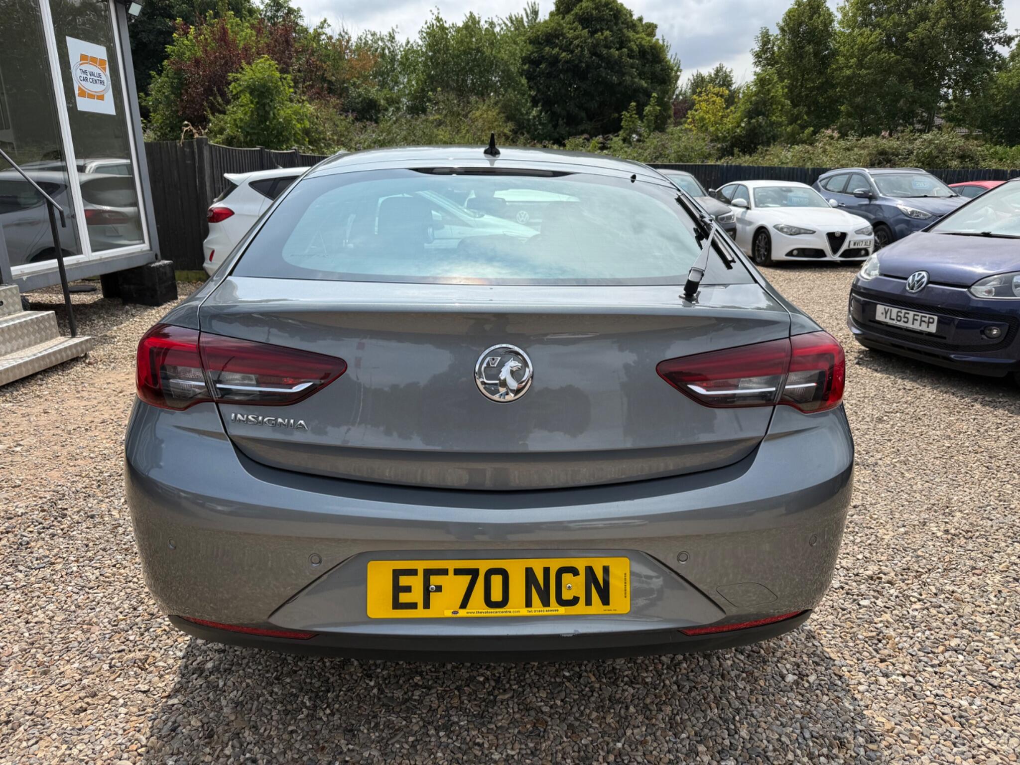 Vauxhall Insignia view 4