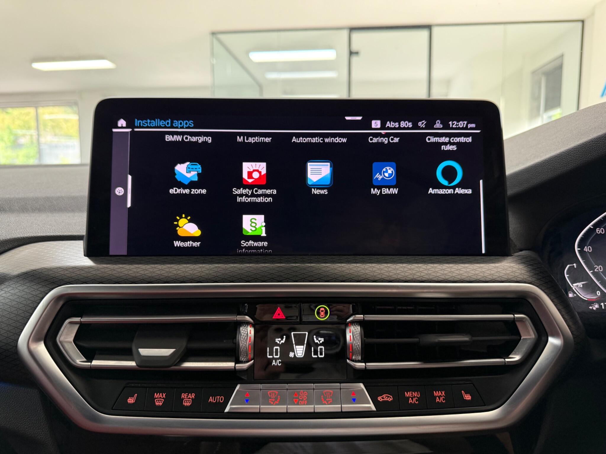 BMW X3 view 26