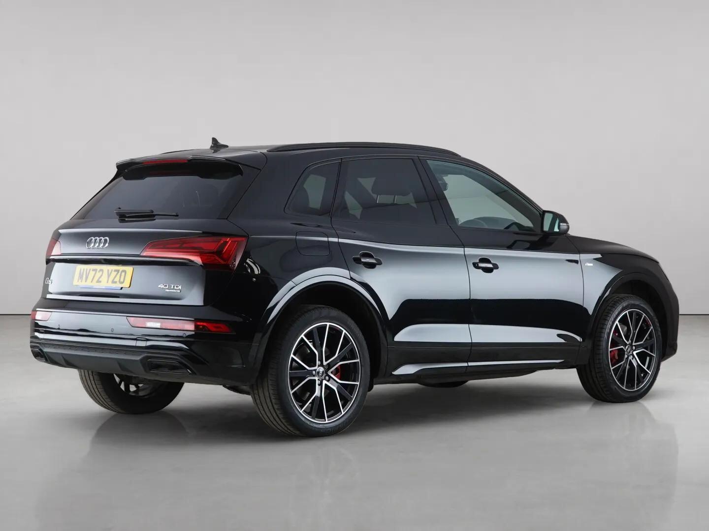 Audi Q5 view 6