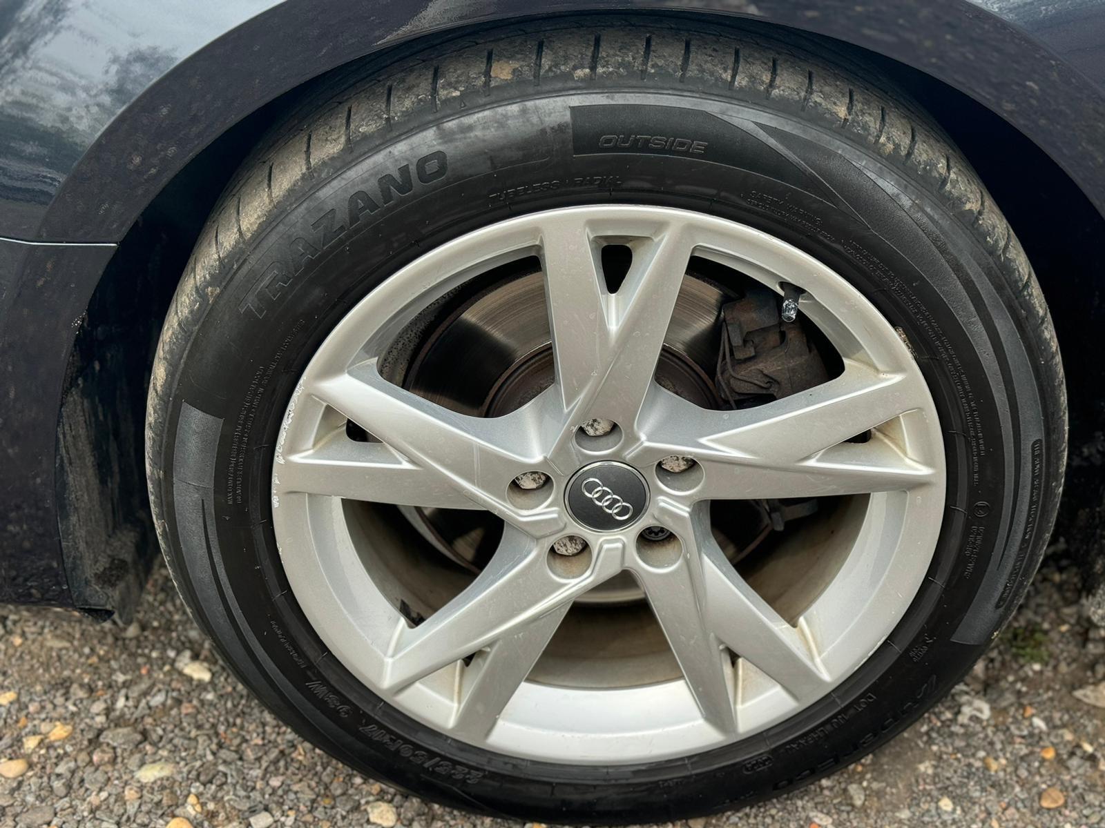 Audi A4 view 44