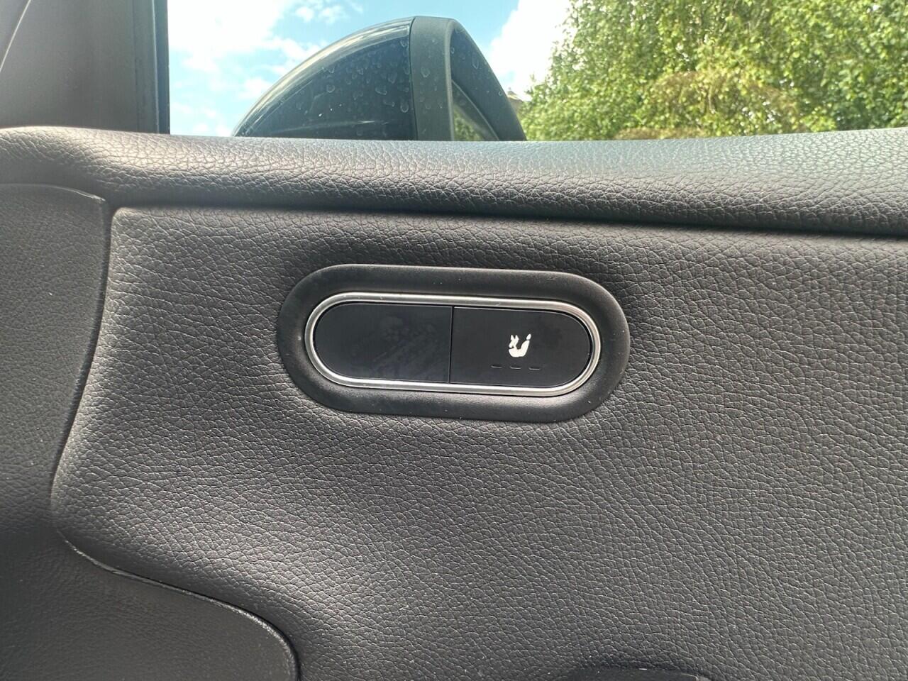 Mercedes-Benz A-Class view 19