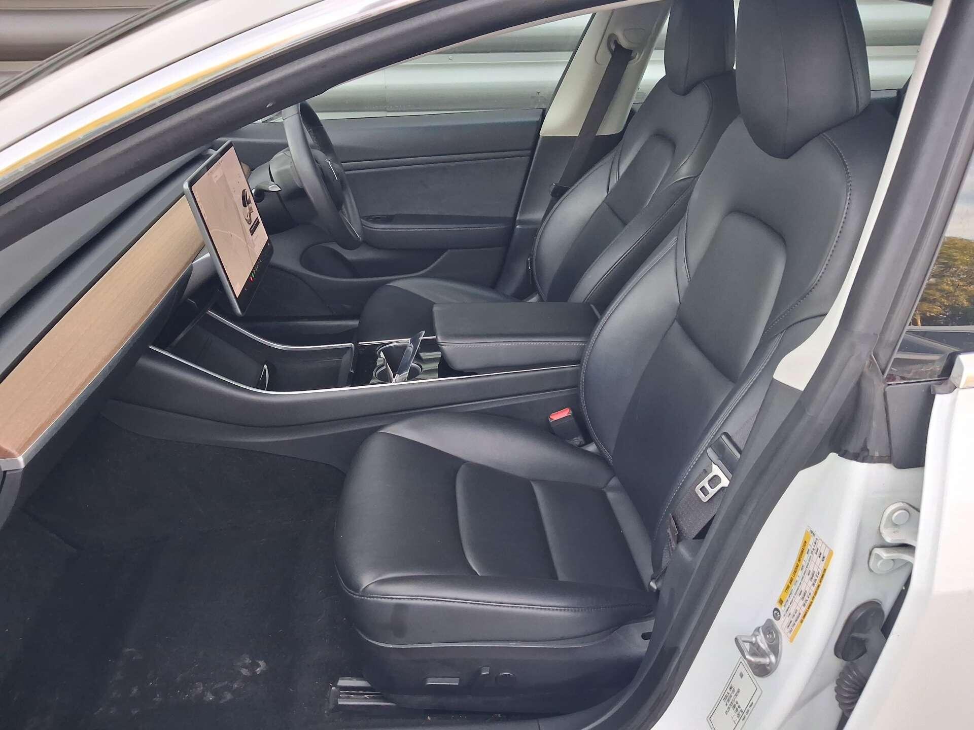 Tesla Model 3 view 17