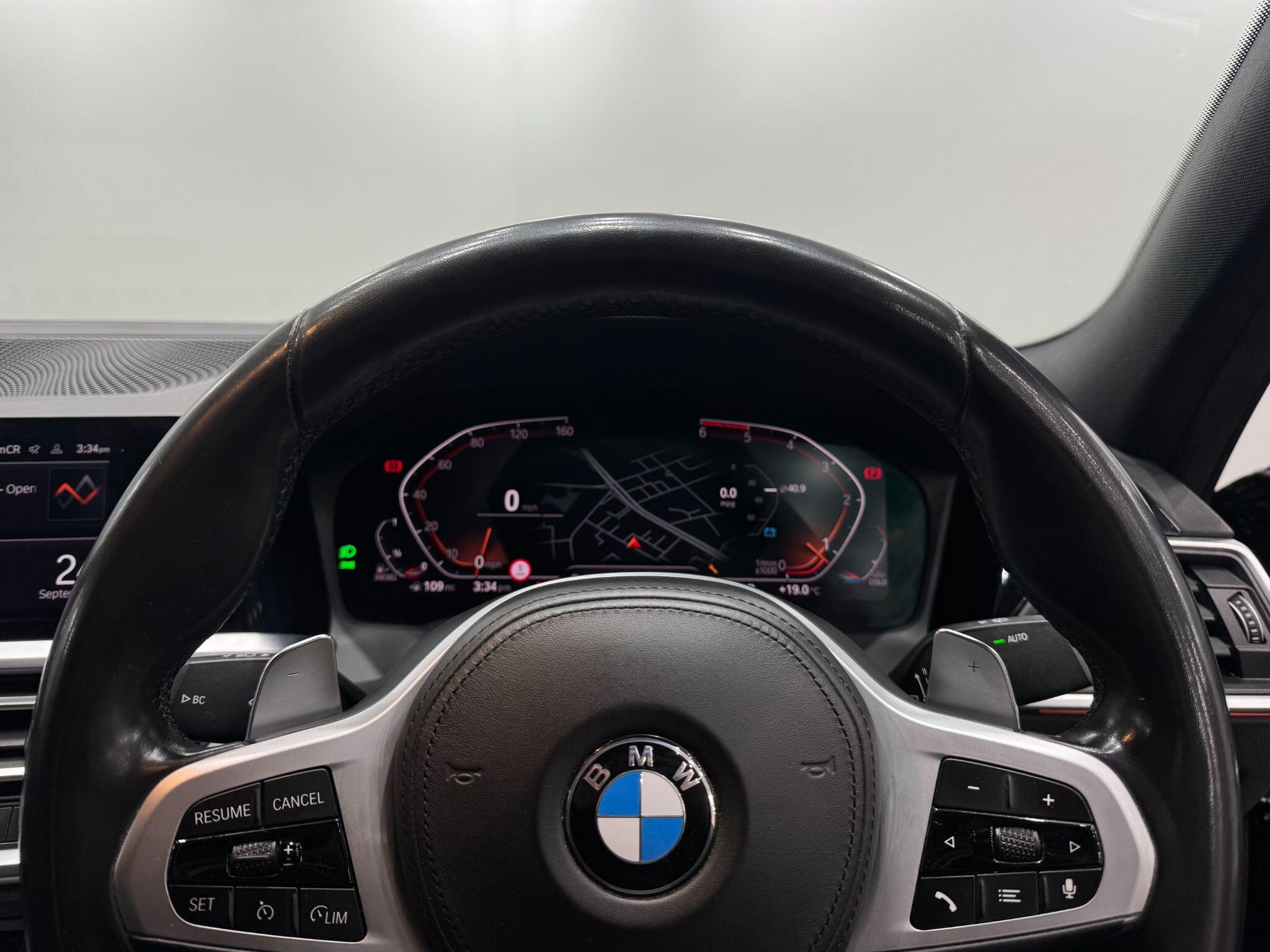 BMW 3 Series view 17
