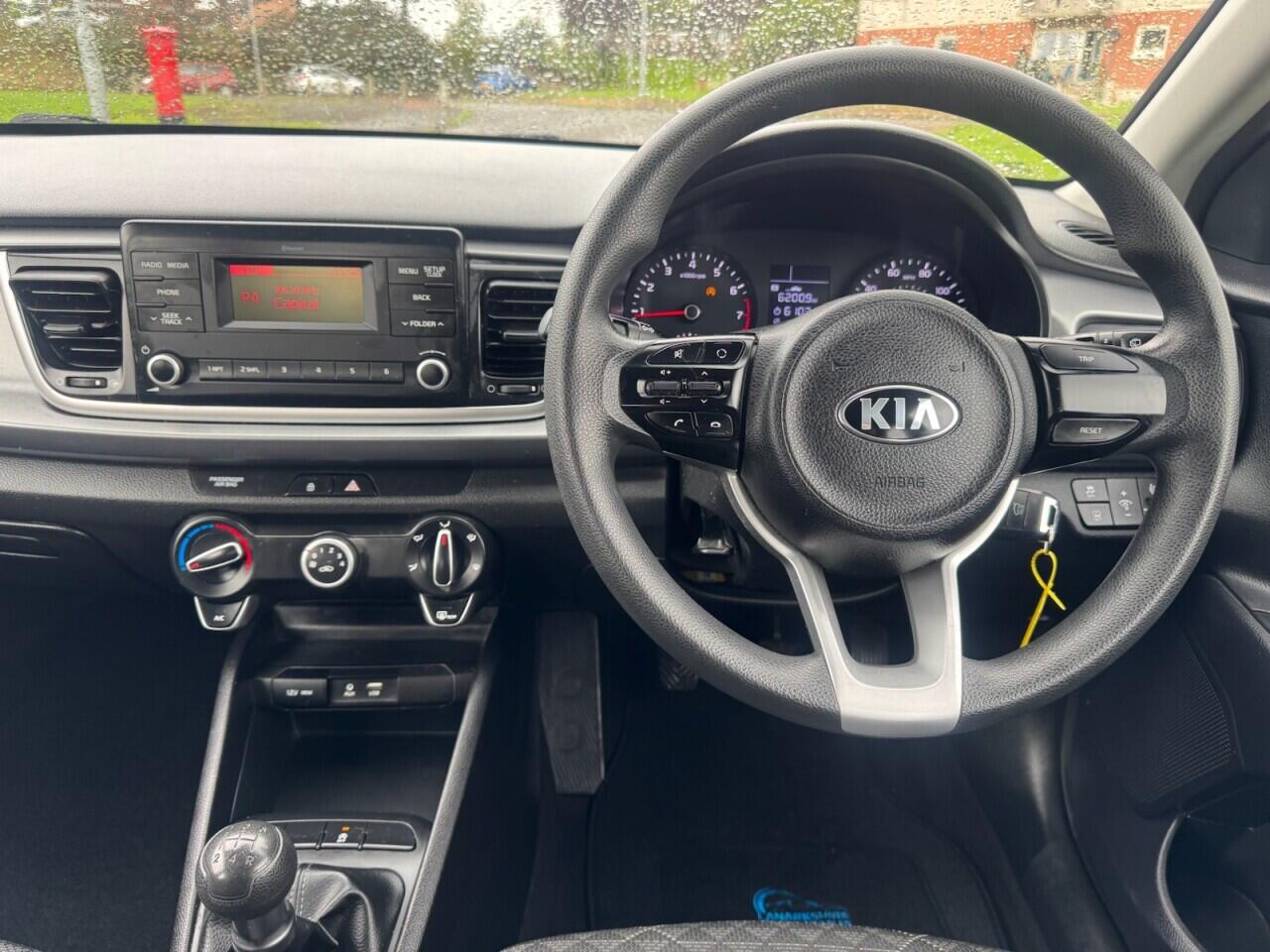 Kia Rio view 20