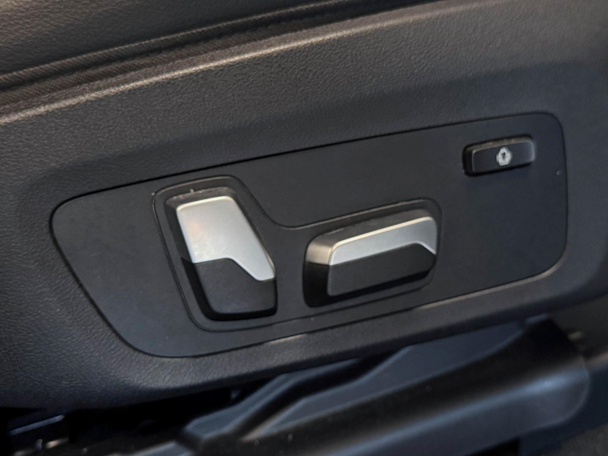 BMW X3 view 13