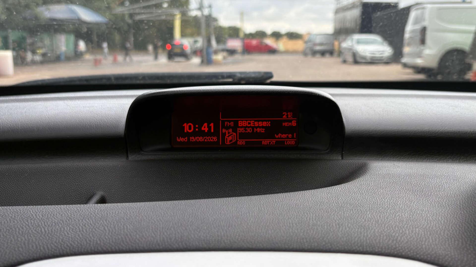 Peugeot 307 view 21