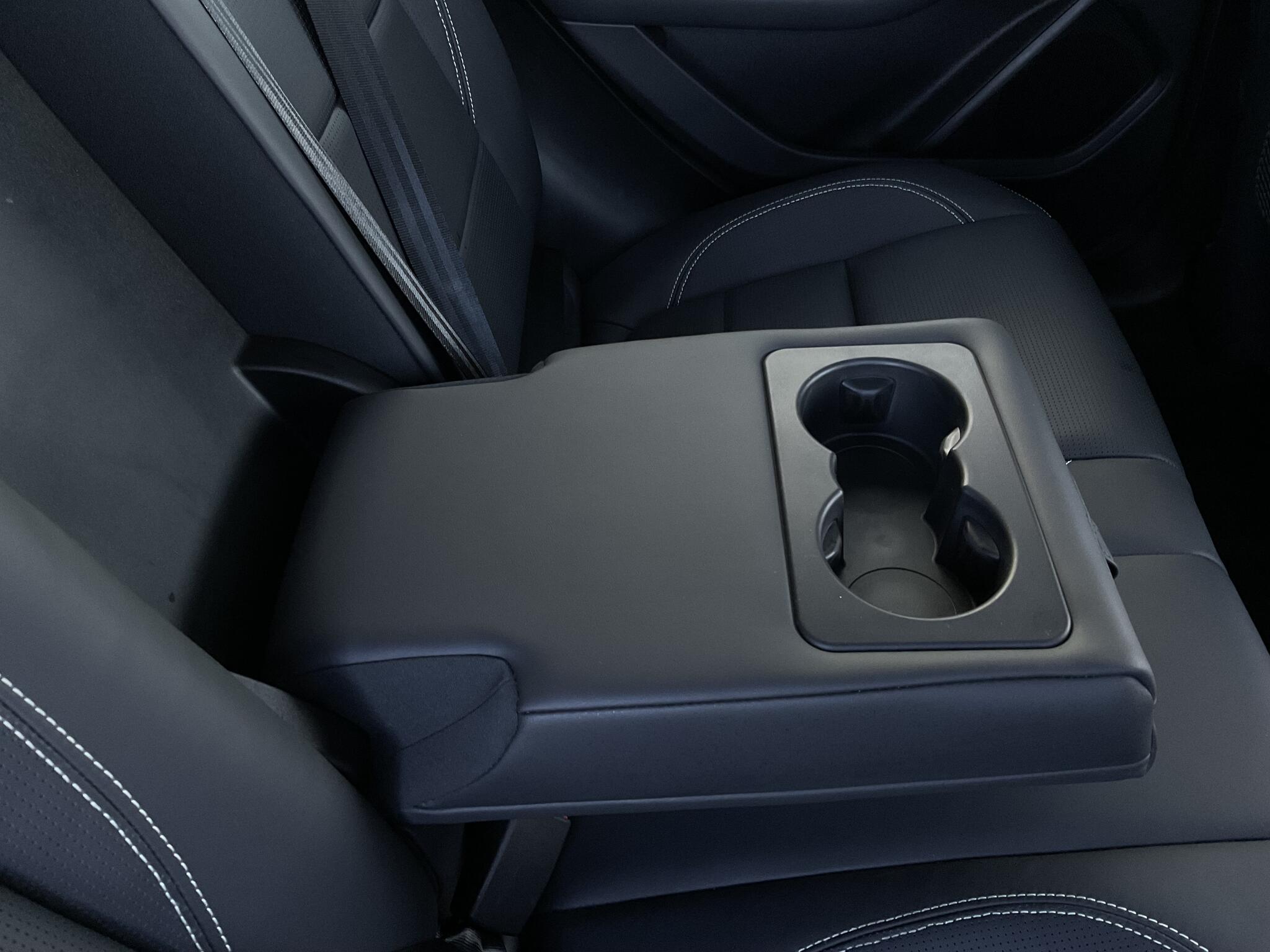 Jaguar I-Pace view 6